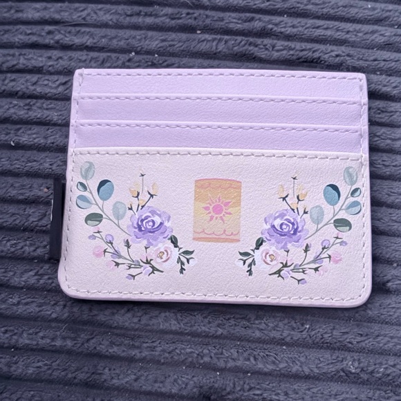 Sold - Picture 2 of 4